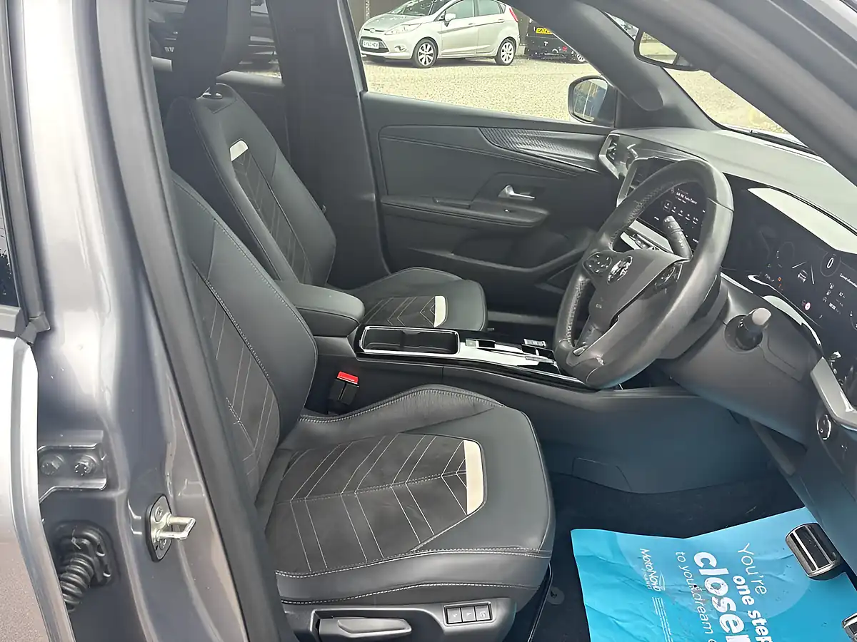 Used 2023 Vauxhall Mokka Ultimate Grey - Interior and Exterior details 3
