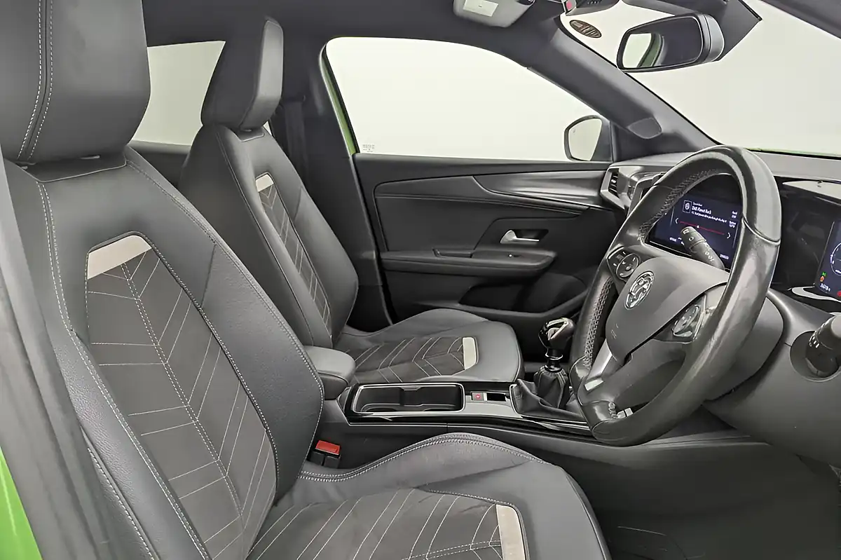 Used 2023 Vauxhall Mokka Ultimate Iconic Green - Interior and Exterior details 2