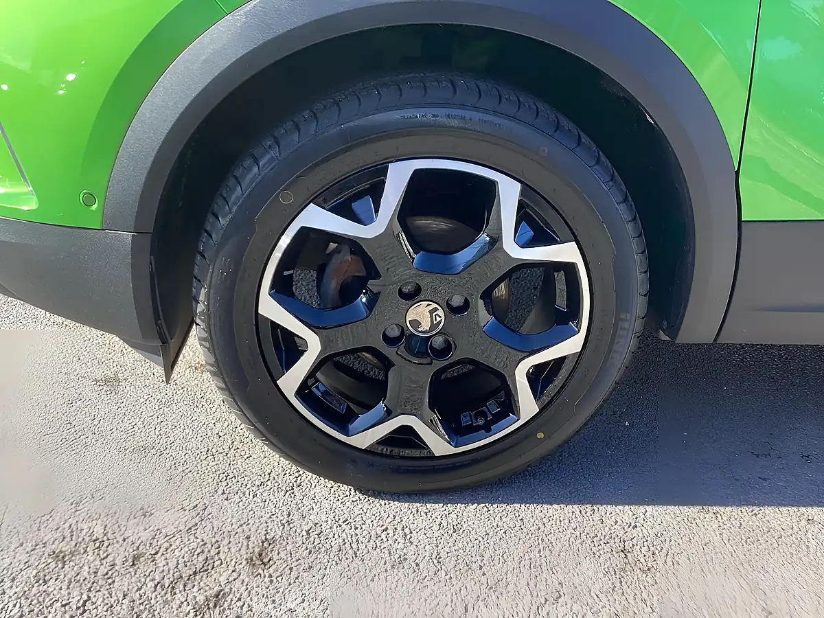 Used 2023 Vauxhall Mokka Ultimate Iconic Green (metallic Paint) - Interior and Exterior details 15