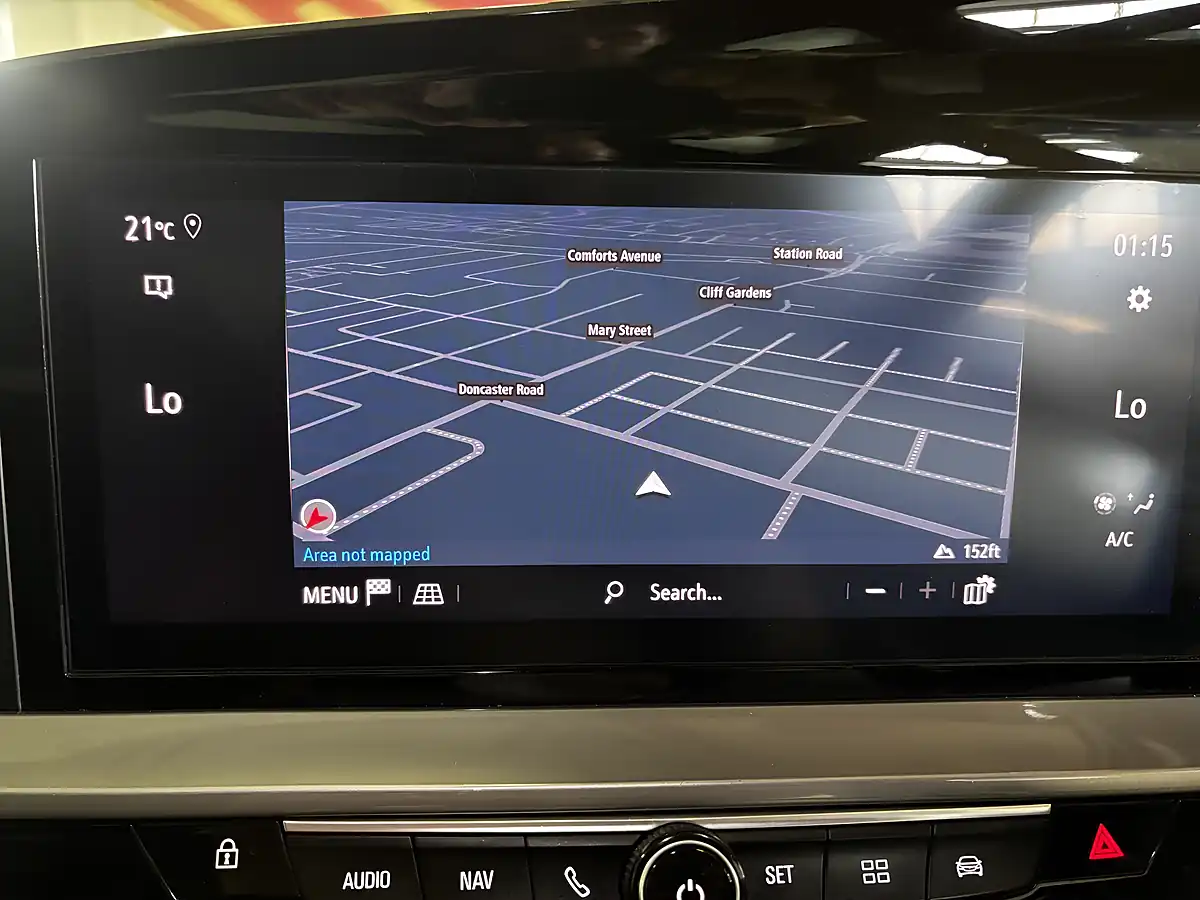 Used 2023 Vauxhall Mokka Ultimate Matcha Green - Interior and Exterior details 14