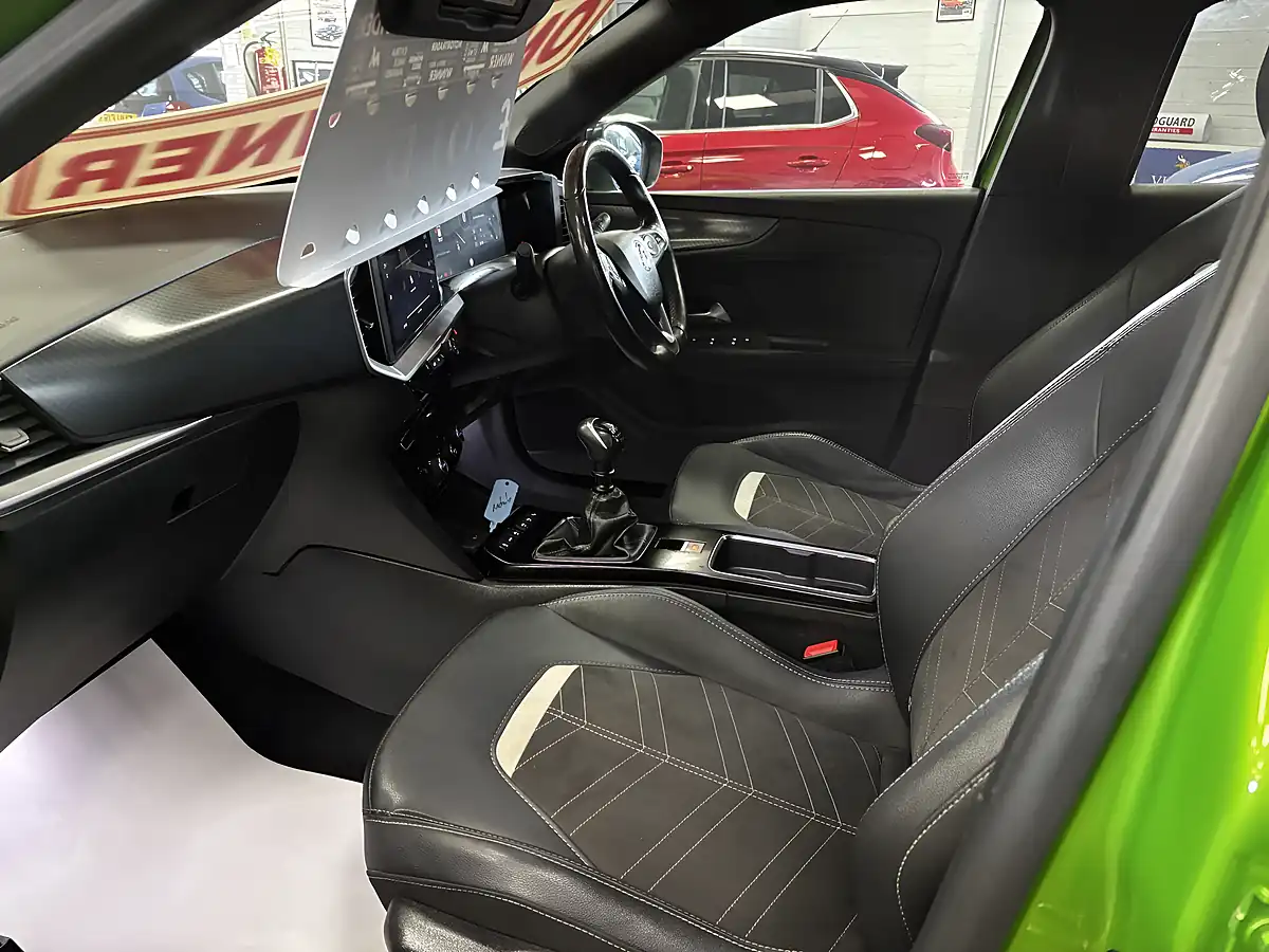 Used 2023 Vauxhall Mokka Ultimate Matcha Green - Interior and Exterior details 16
