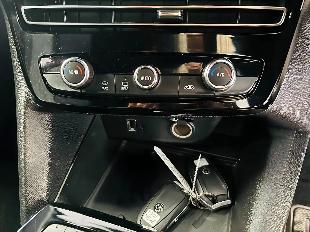 Used 2023 Vauxhall Mokka Ultimate Red - Interior and Exterior details 19