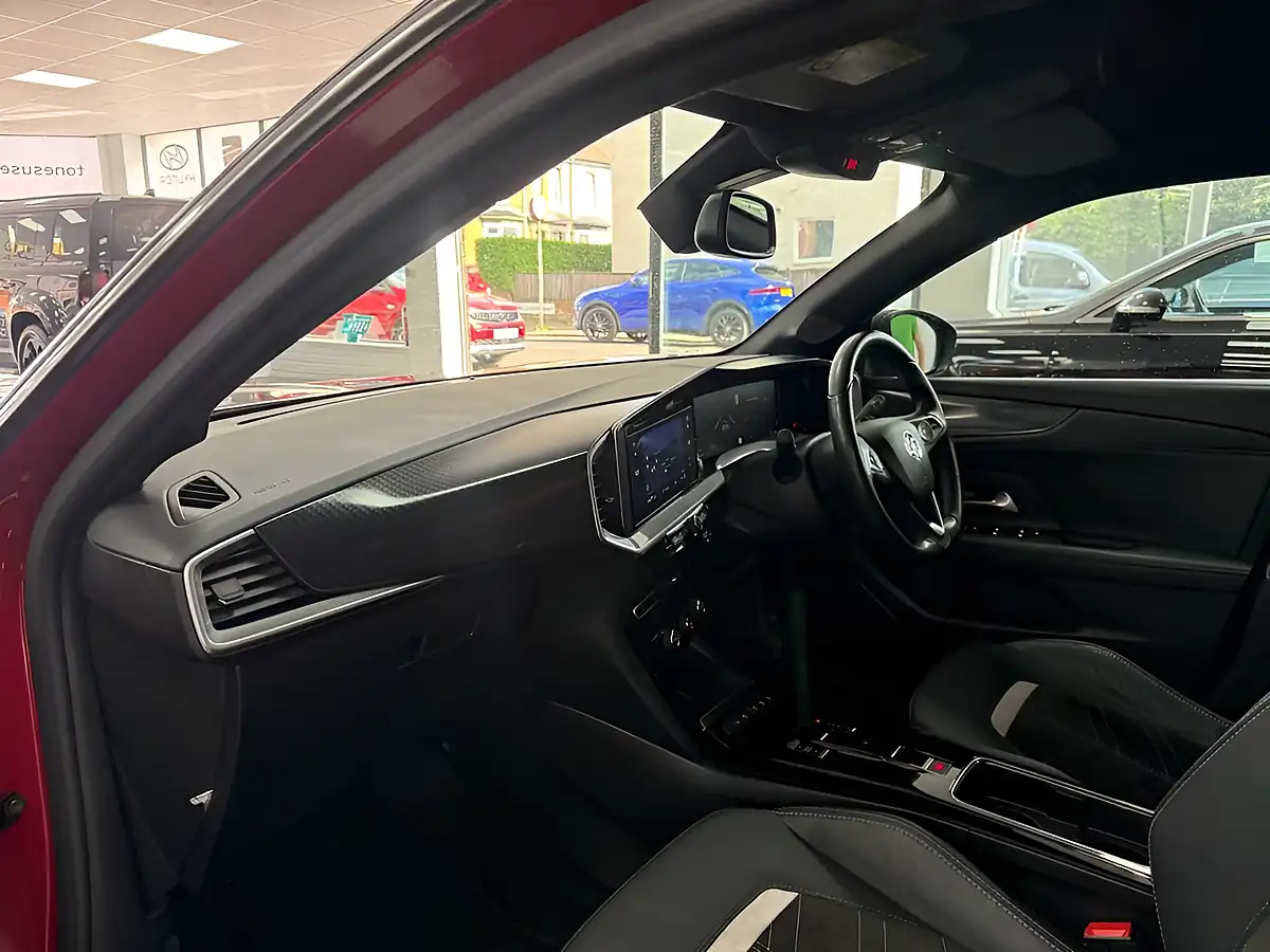 Used 2023 Vauxhall Mokka Ultimate Red - Interior and Exterior details 15