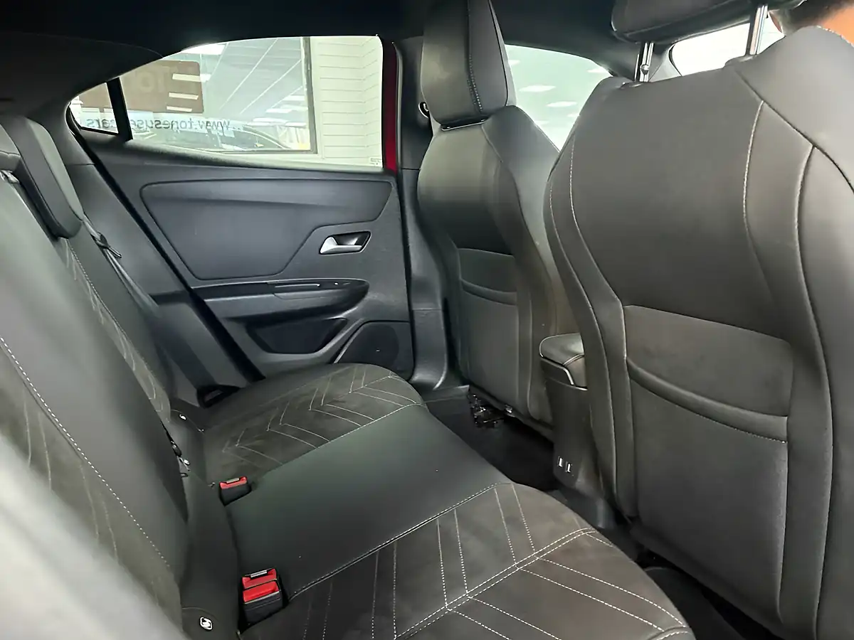 Used 2023 Vauxhall Mokka Ultimate Red - Interior and Exterior details 4