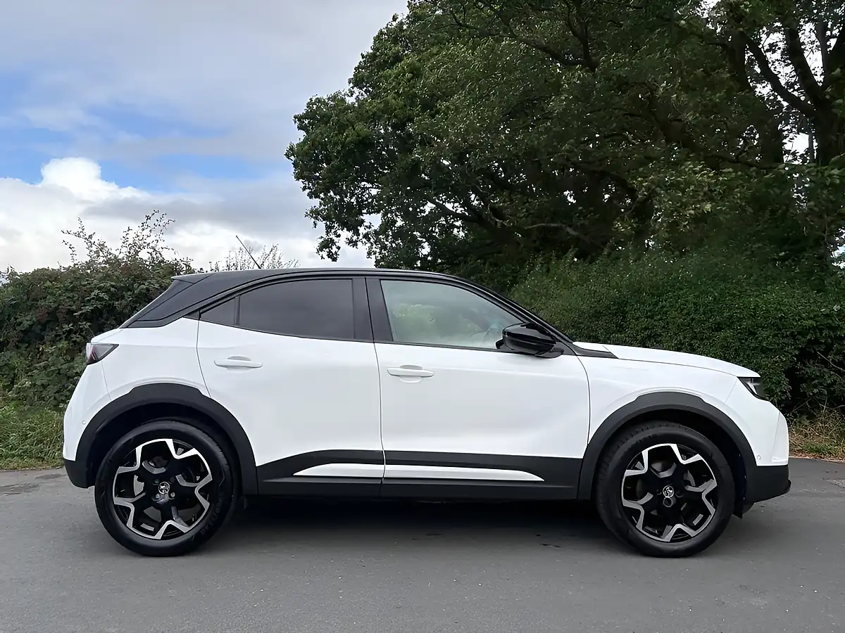 Used 2023 Vauxhall Mokka Ultimate White - Interior and Exterior details 5