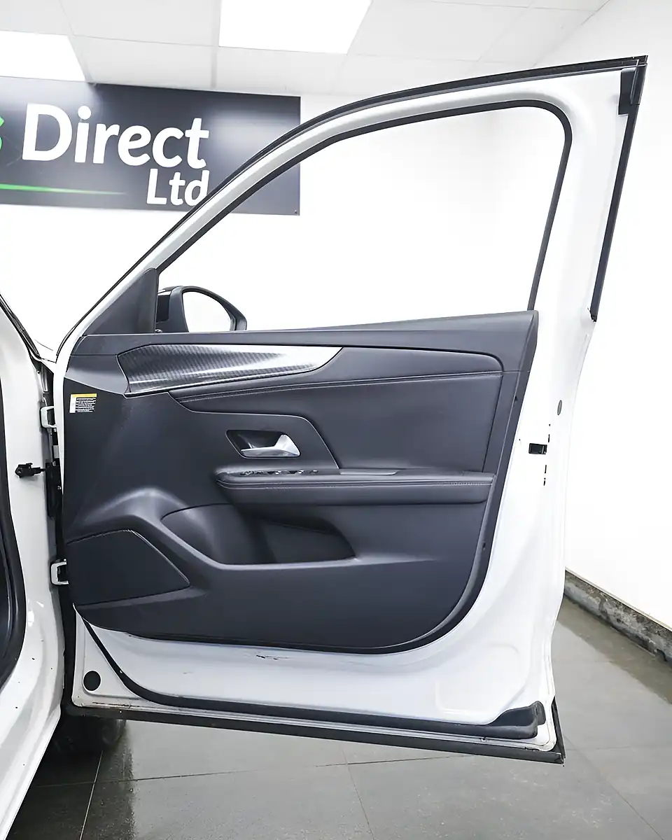 Used 2023 Vauxhall Mokka Ultimate White - Interior and Exterior details 13