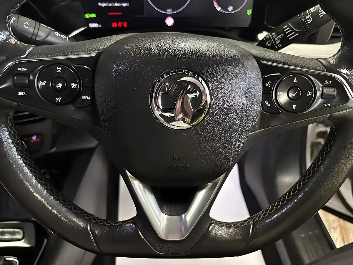 Used 2023 Vauxhall Mokka Ultimate White - Interior and Exterior details 11