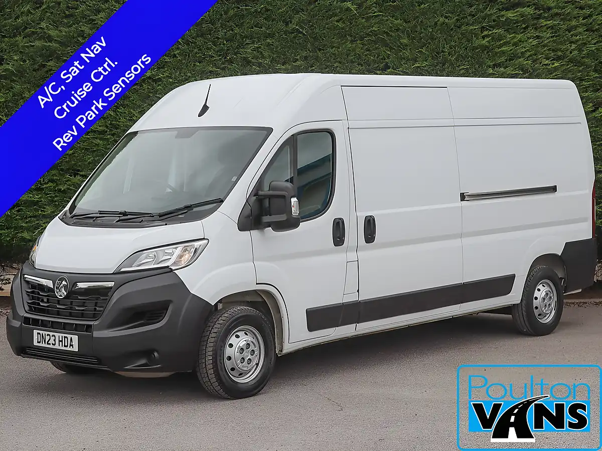Used 2023 Vauxhall Movano 3500 Biturbo Prime Kaolin White - Front View