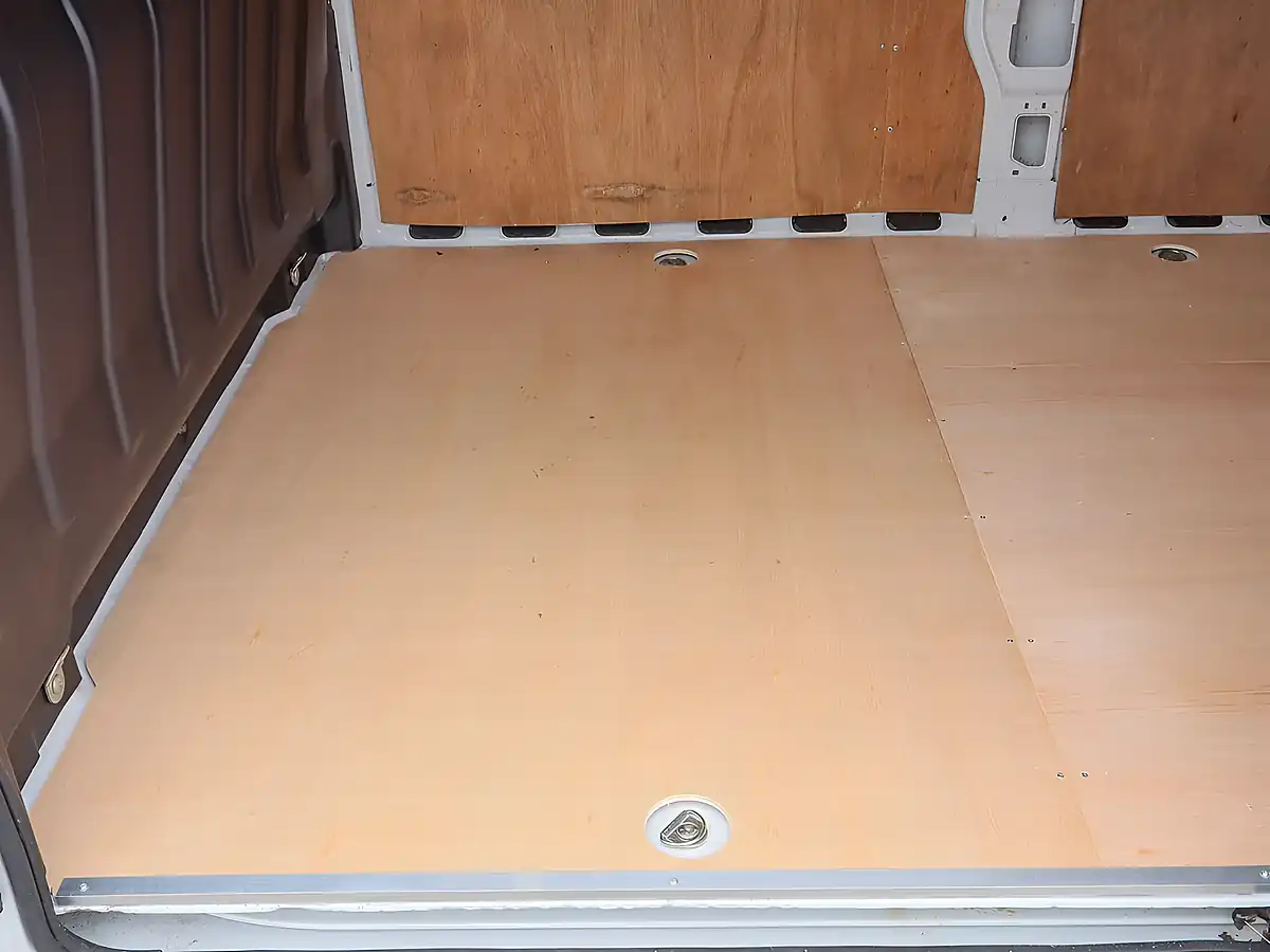 Used 2023 Vauxhall Movano 3500 Biturbo Prime Kaolin White - Interior and Exterior details 11