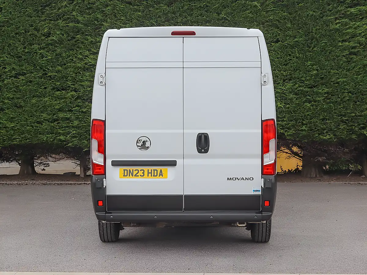 Used 2023 Vauxhall Movano 3500 Biturbo Prime Kaolin White - Interior and Exterior details 7