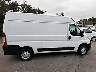Used 2023 Vauxhall Movano 3500 L2 H2 White - Interior and Exterior details 9