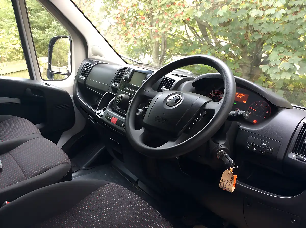 Used 2023 Vauxhall Movano Dynamic White - Interior and Exterior details 11