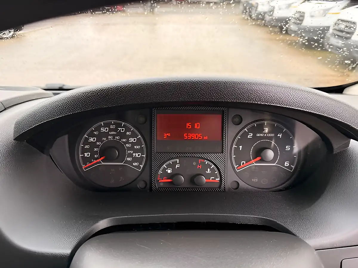 Used 2023 Vauxhall Movano F3500 Dynamic Lwb Extra High Roof White - Interior and Exterior details 20