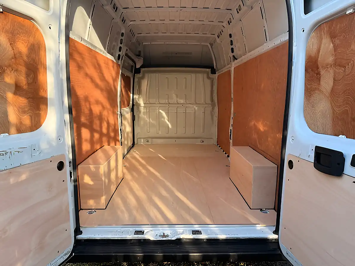 Used 2023 Vauxhall Movano F3500 Dynamic Lwb Extra High Roof White - Interior and Exterior details 5