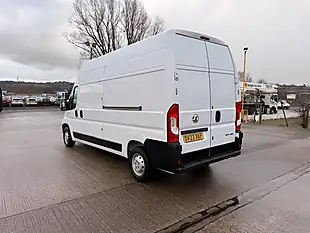 Used 2023 Vauxhall Movano F3500 Dynamic Lwb Extra High Roof White - Interior and Exterior details 6