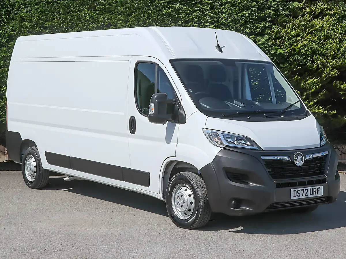 Used 2023 Vauxhall Movano Prime Kaolin White - Interior and Exterior details 4