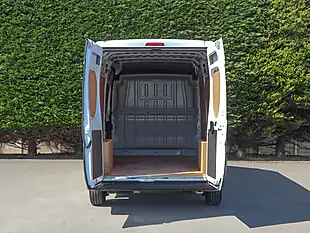 Used 2023 Vauxhall Movano Prime Kaolin White - Interior and Exterior details 8
