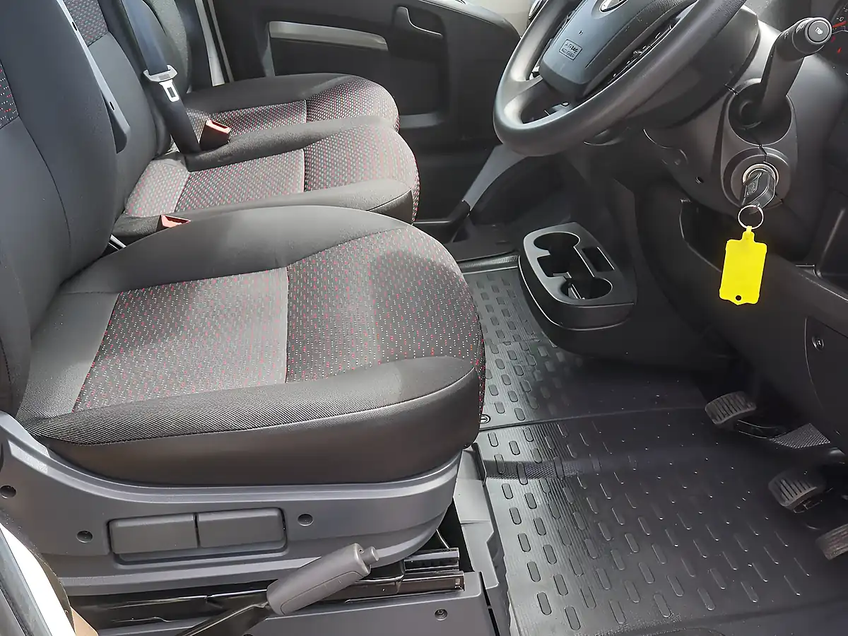 Used 2023 Vauxhall Movano Prime Kaolin White - Interior and Exterior details 15