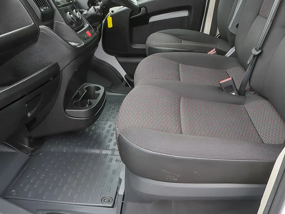 Used 2023 Vauxhall Movano Prime Kaolin White - Interior and Exterior details 16