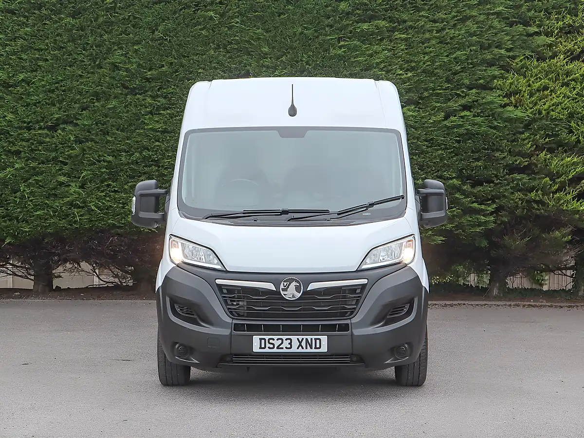 Used 2023 Vauxhall Movano Prime Kaolin White - Interior and Exterior details 3