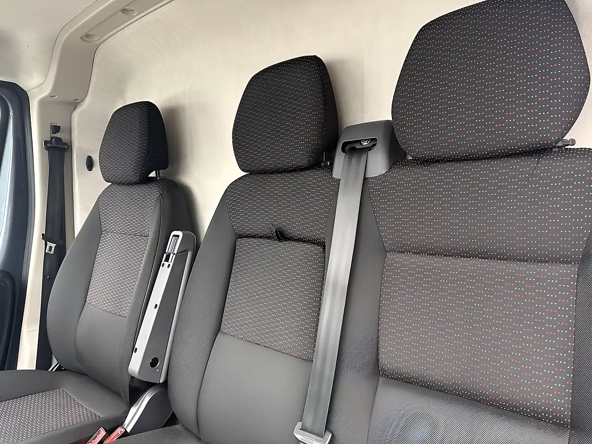 Used 2023 Vauxhall Movano Prime L2H2 Grey - Interior and Exterior details 12