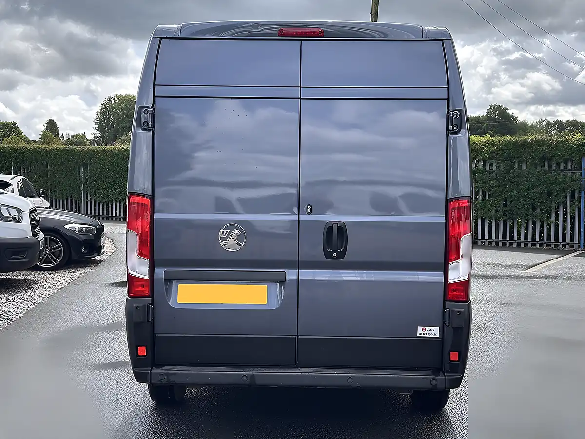 Used 2023 Vauxhall Movano Prime L2H2 Grey - Interior and Exterior details 13