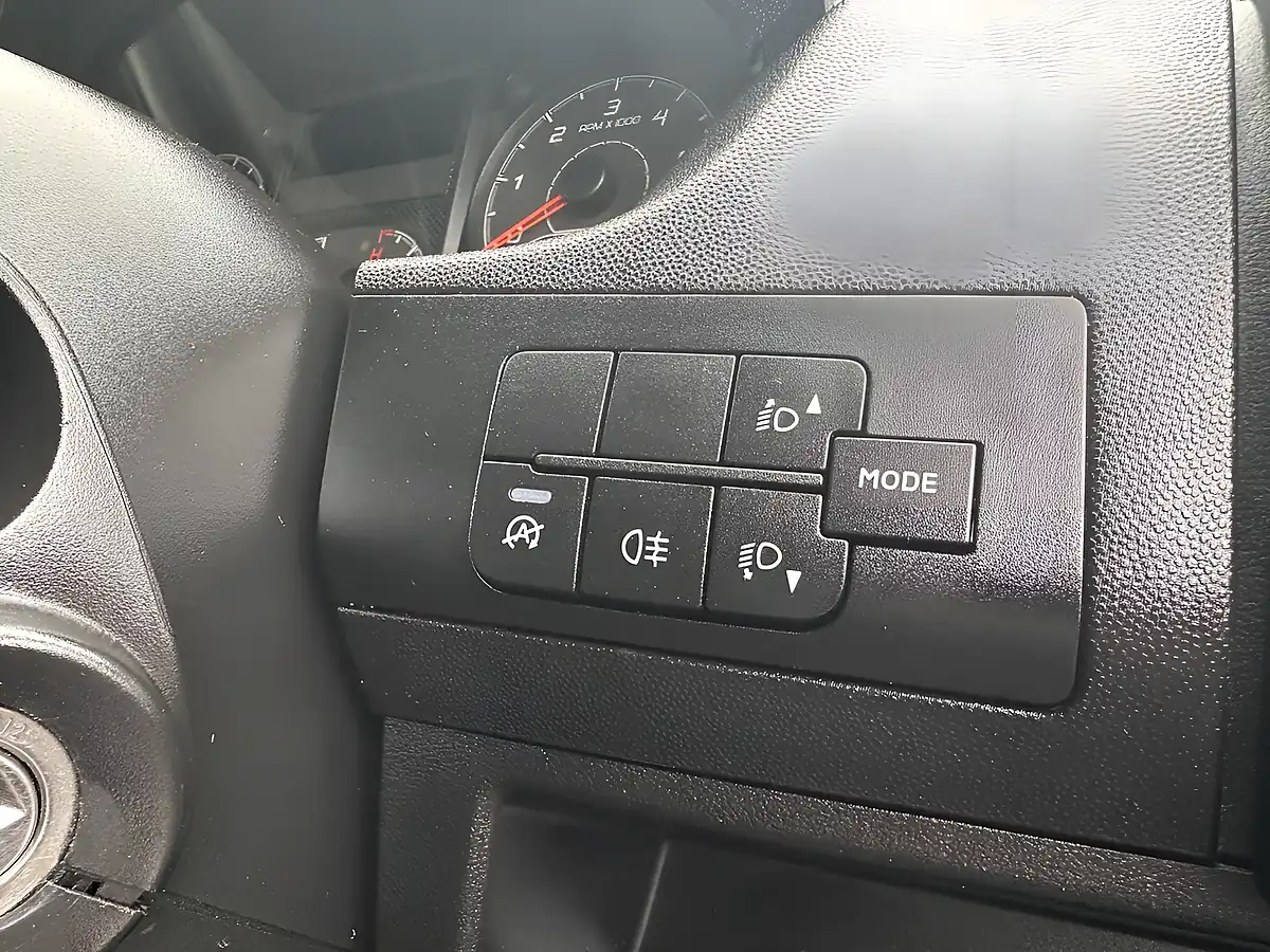 Used 2023 Vauxhall Movano Prime L2H2 Grey - Interior and Exterior details 19