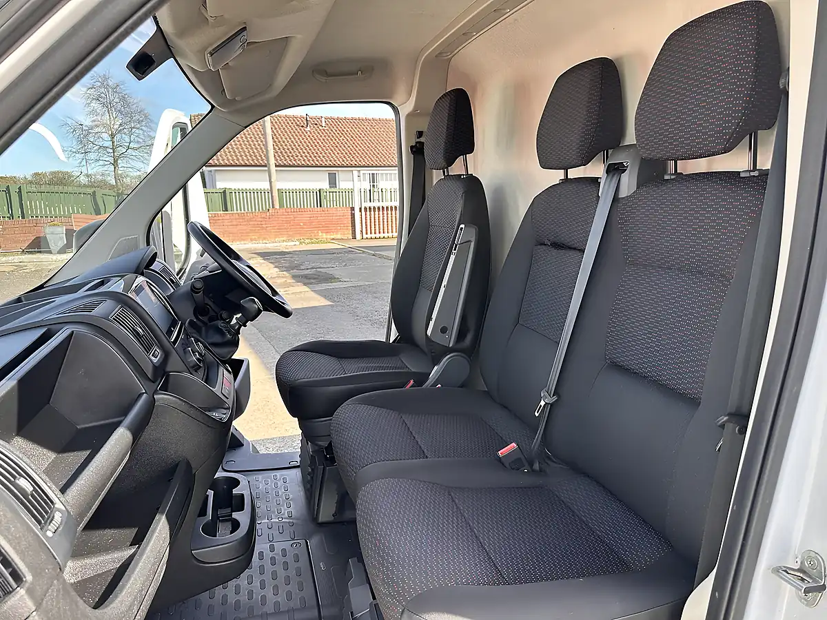 Used 2023 Vauxhall Movano Prime White - Interior and Exterior details 19