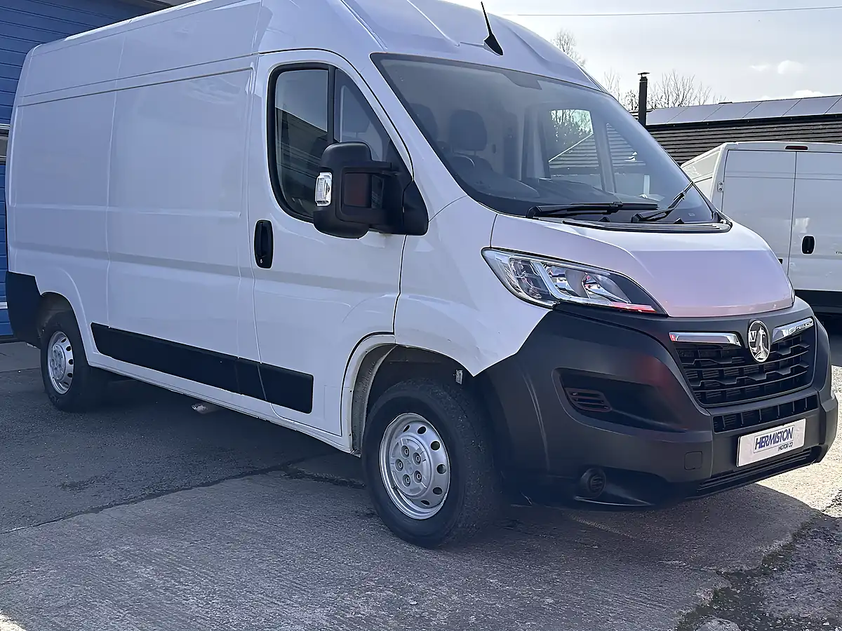 Used 2023 Vauxhall Movano Prime White - Interior and Exterior details 2