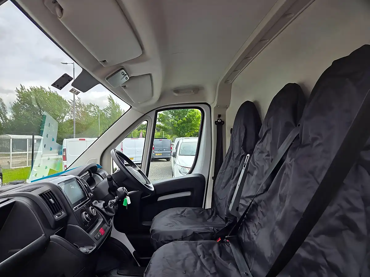 Used 2023 Vauxhall Movano Prime White - Interior and Exterior details 19