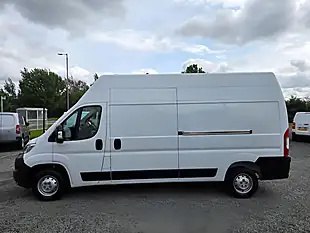 Used 2023 Vauxhall Movano Prime White - Interior and Exterior details 8