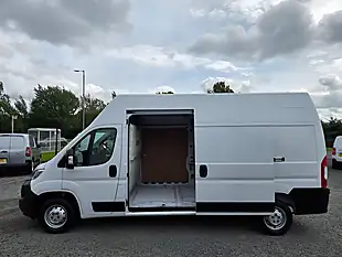 Used 2023 Vauxhall Movano Prime White - Interior and Exterior details 9