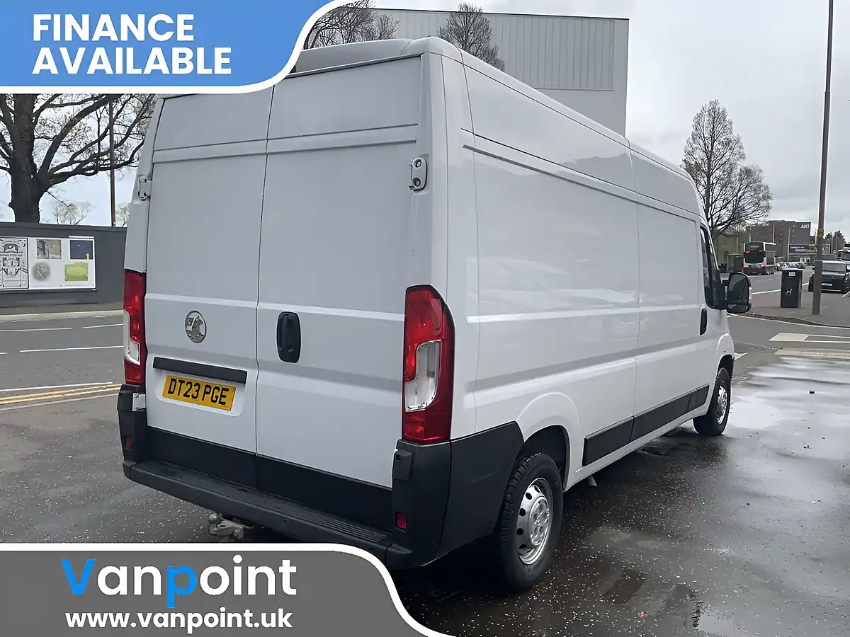 Used 2023 Vauxhall Movano Prime White - Interior and Exterior details 4