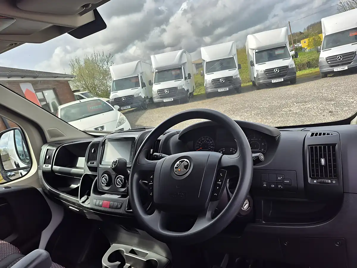 Used 2023 Vauxhall Movano Prime White - Interior and Exterior details 13