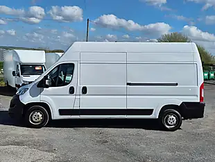 Used 2023 Vauxhall Movano Prime White - Interior and Exterior details 4