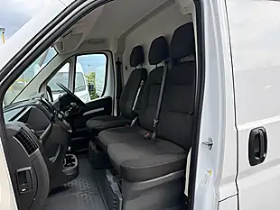 Used 2023 Vauxhall Movano Prime White - Interior and Exterior details 13