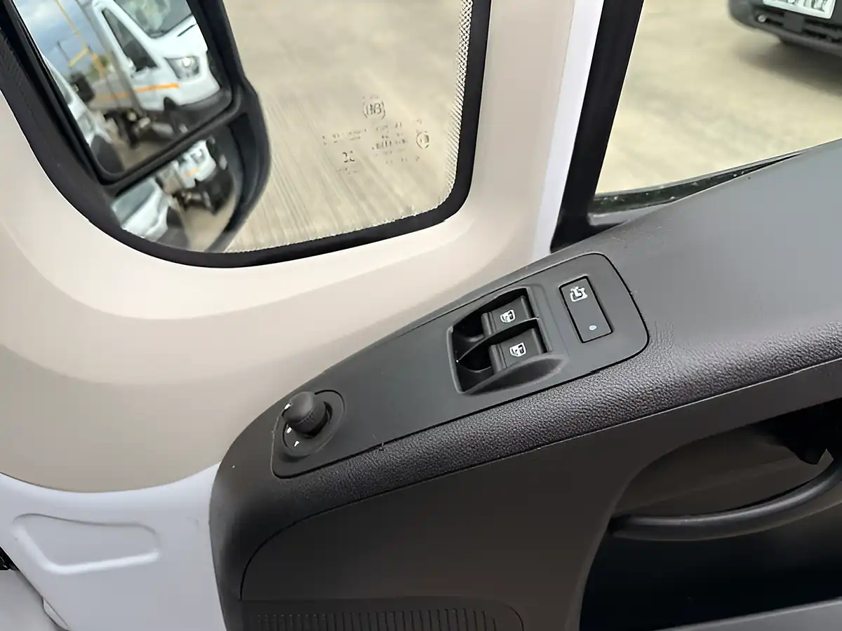 Used 2023 Vauxhall Movano Prime White - Interior and Exterior details 19