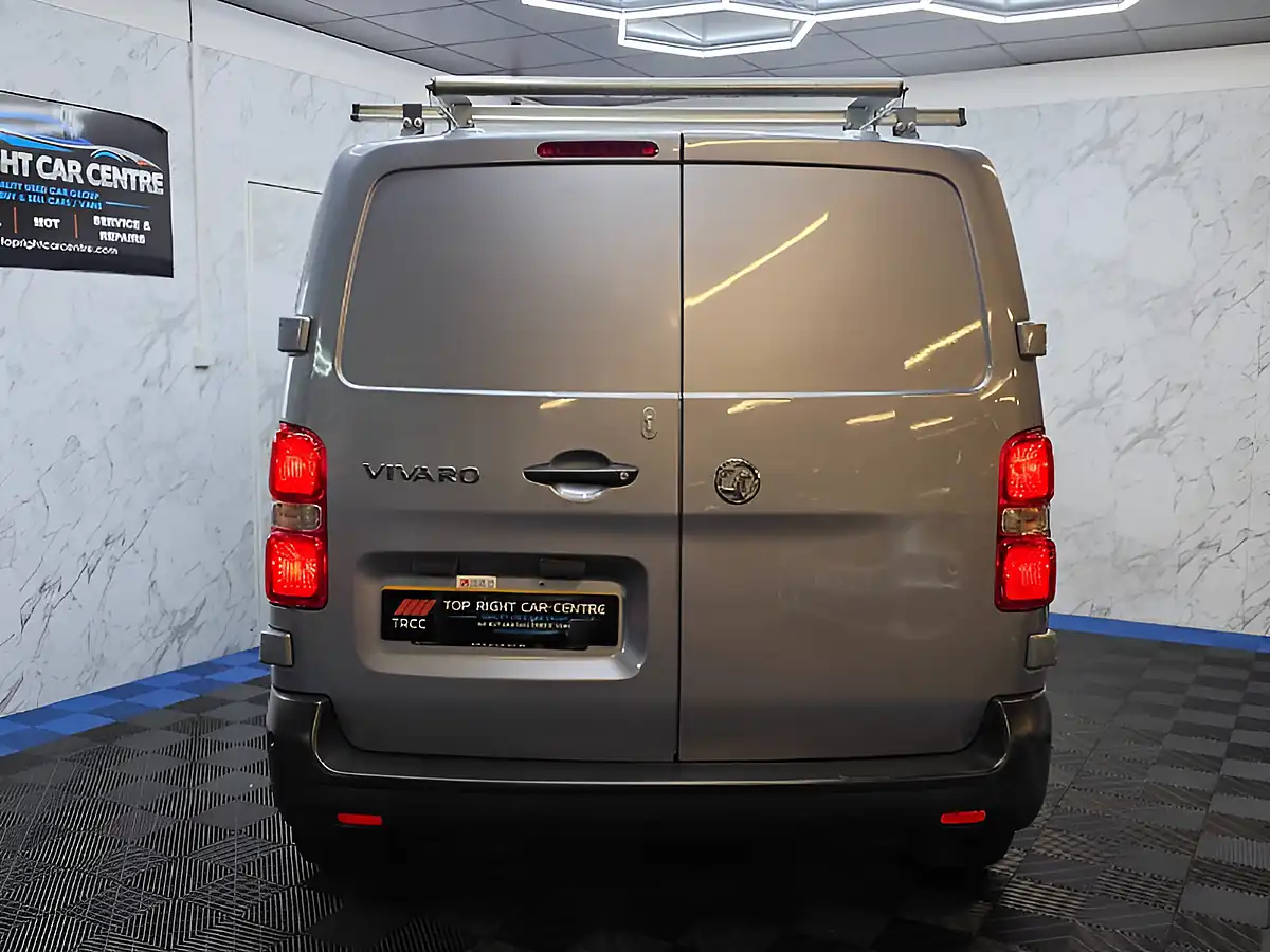 Used 2023 Vauxhall Vivaro 2700 Dynamic Grey - Interior and Exterior details 5