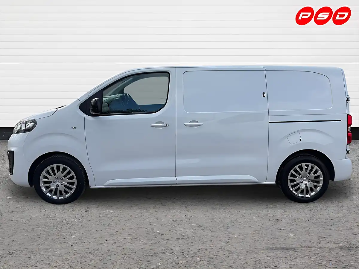 Used 2023 Vauxhall Vivaro 2700 Pro Panel Van Kaolin White - Interior and Exterior details 5