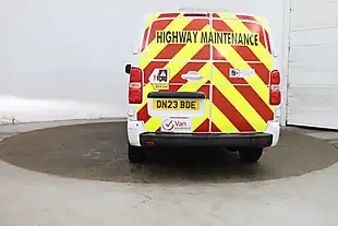 Used 2023 Vauxhall Vivaro 2700 Pro Panel Van White - Interior and Exterior details 5