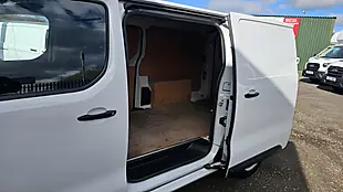 Used 2023 Vauxhall Vivaro 2900 Prime White - Interior and Exterior details 10