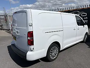 Used 2023 Vauxhall Vivaro 2900 Pro Kaolin White (brilliant) - Interior and Exterior details 15