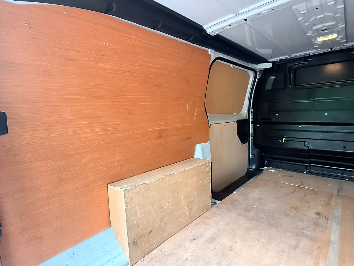 Used 2023 Vauxhall Vivaro 2900 Pro Panel Van White - Interior and Exterior details 11