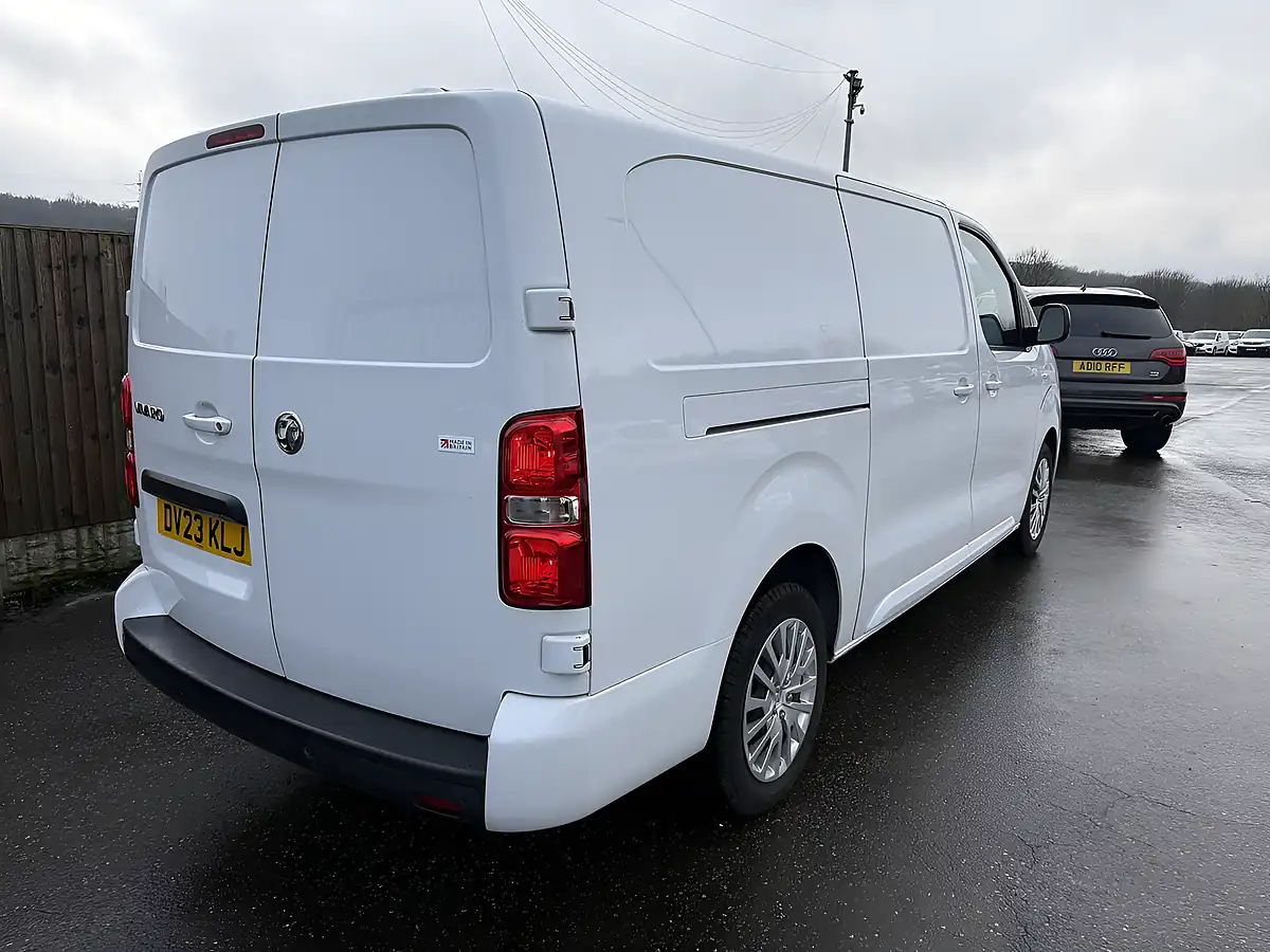 Used 2023 Vauxhall Vivaro 2900 Pro White - Interior and Exterior details 12