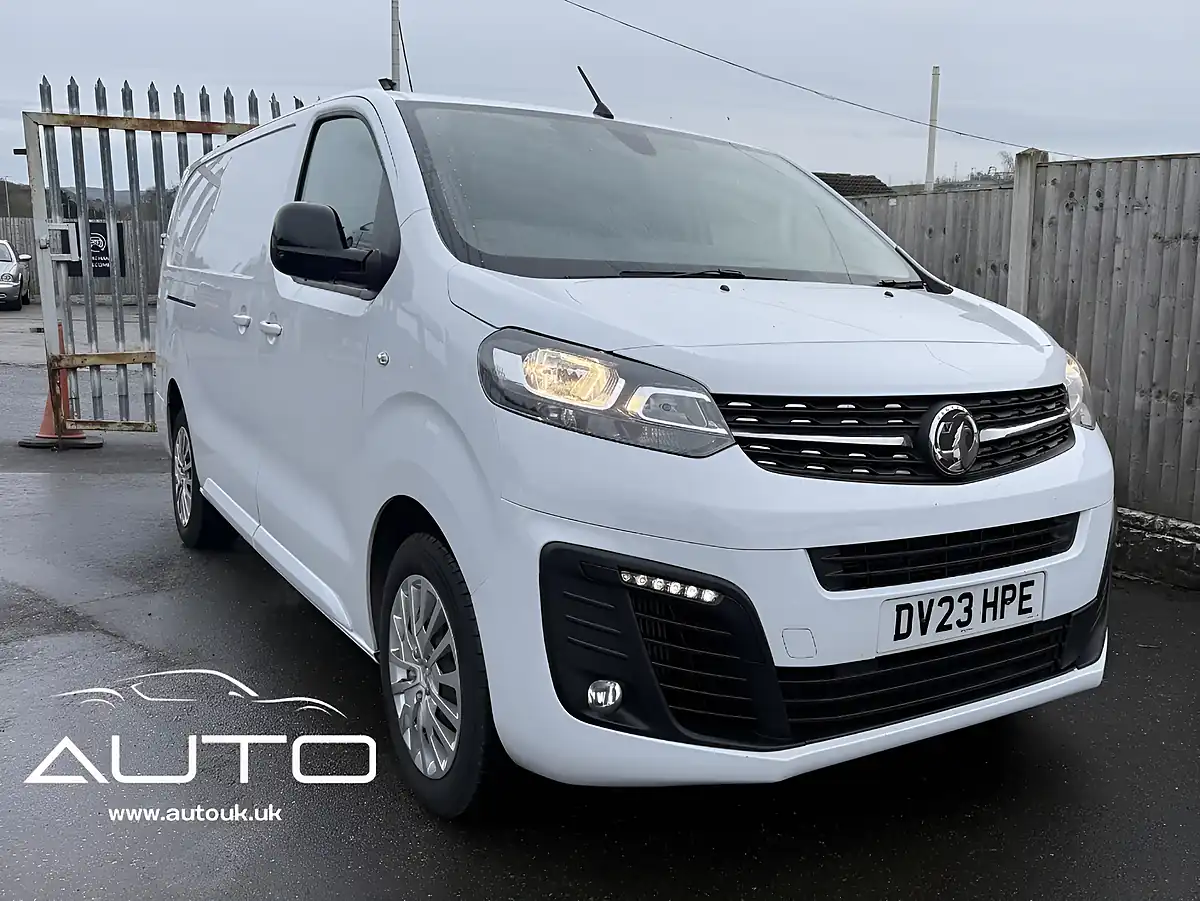 Used 2023 Vauxhall Vivaro 2900 Pro White - Front View