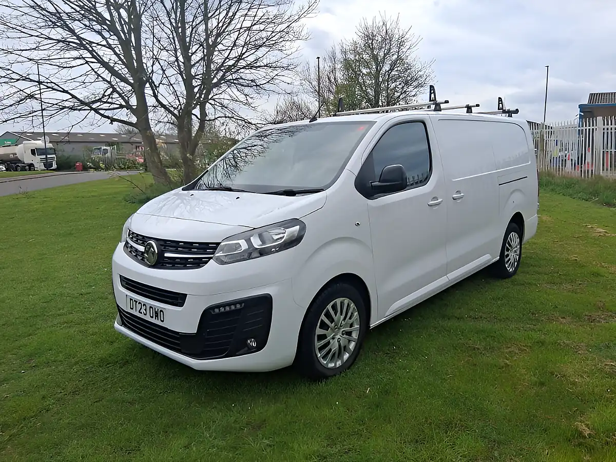 Used 2023 Vauxhall Vivaro 2900 Pro White - Front View