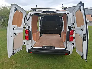 Used 2023 Vauxhall Vivaro 2900 Pro White - Interior and Exterior details 10