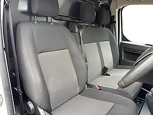 Used 2023 Vauxhall Vivaro 3100 Prime Kaolin White - Interior and Exterior details 12
