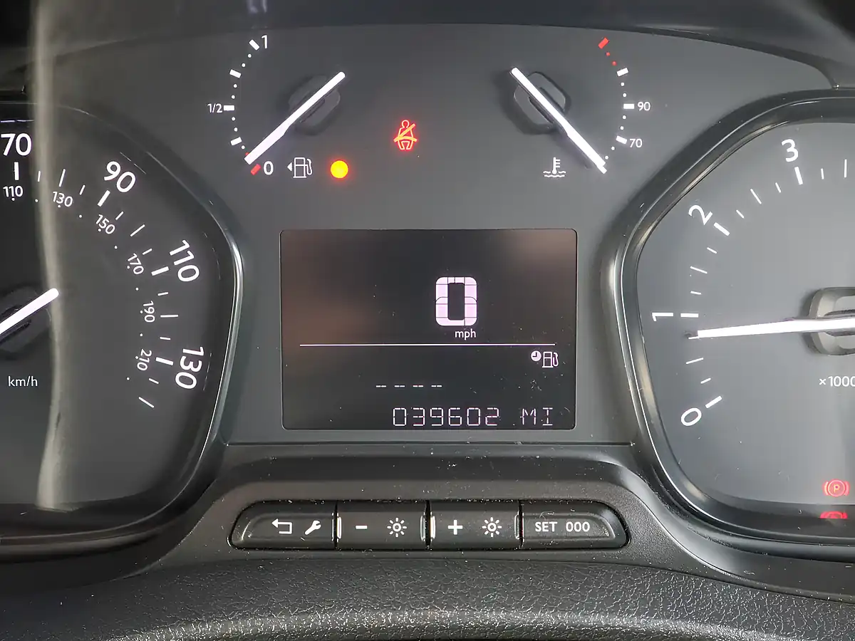 Used 2023 Vauxhall Vivaro 3100 Pro L2 Long Panel Grey - Interior and Exterior details 19