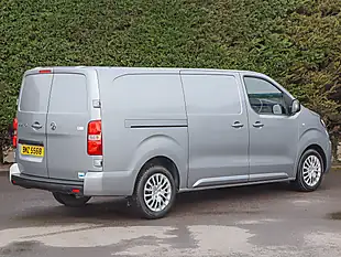 Used 2023 Vauxhall Vivaro 3100 Pro L2 Long Panel Grey - Interior and Exterior details 9